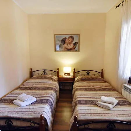 With A Parking Space Djuba, - 22548 Apartment Umag