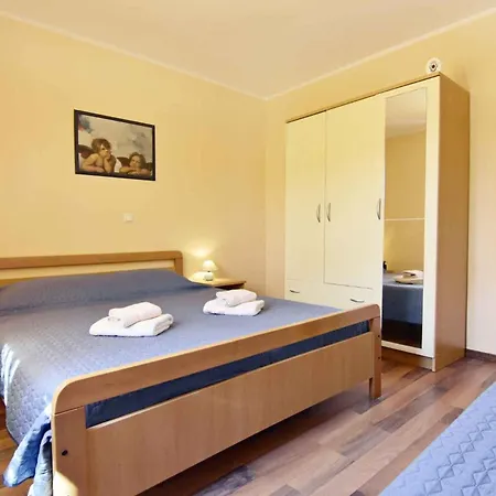 With A Parking Space Djuba, - 22548 Apartment *