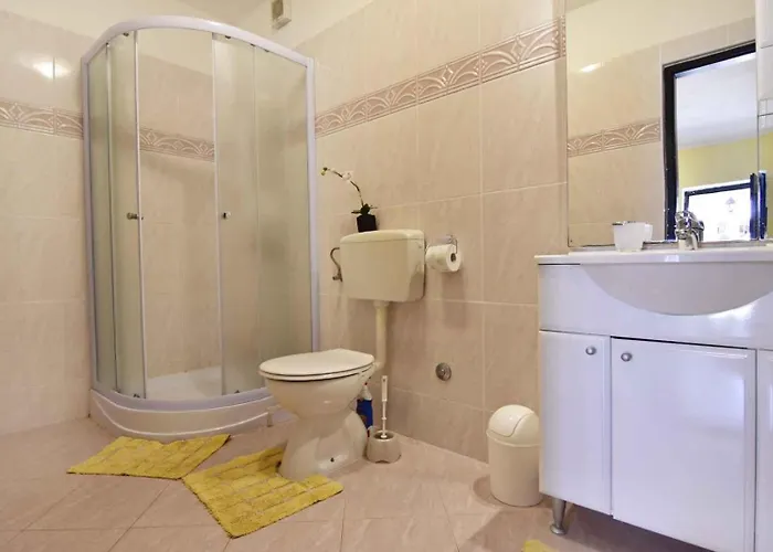 With Parking Space Djuba, - 22548 Apartment *